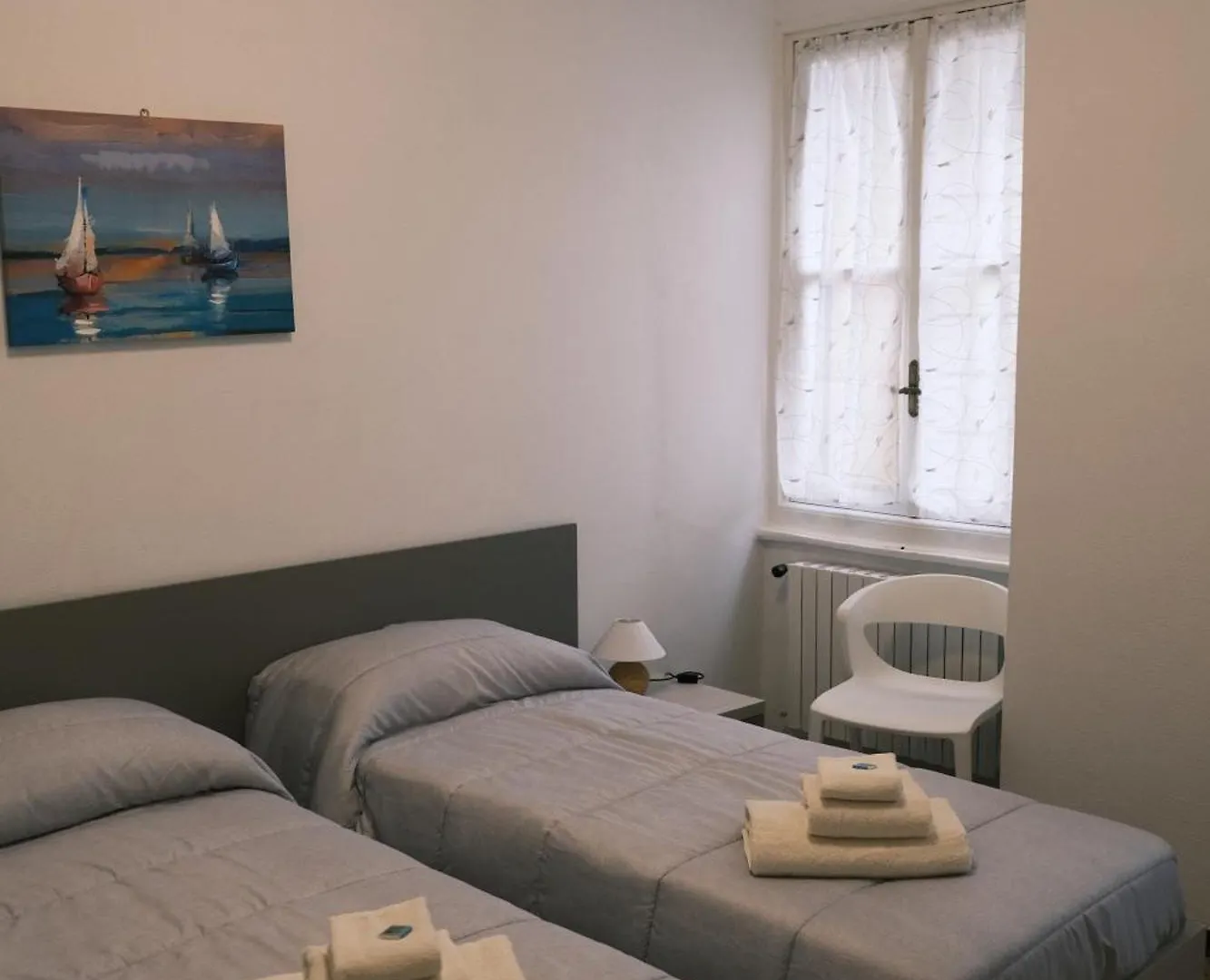 Apartment Finestra Sulla Piazza By Portofinovacanze Rapallo Italien